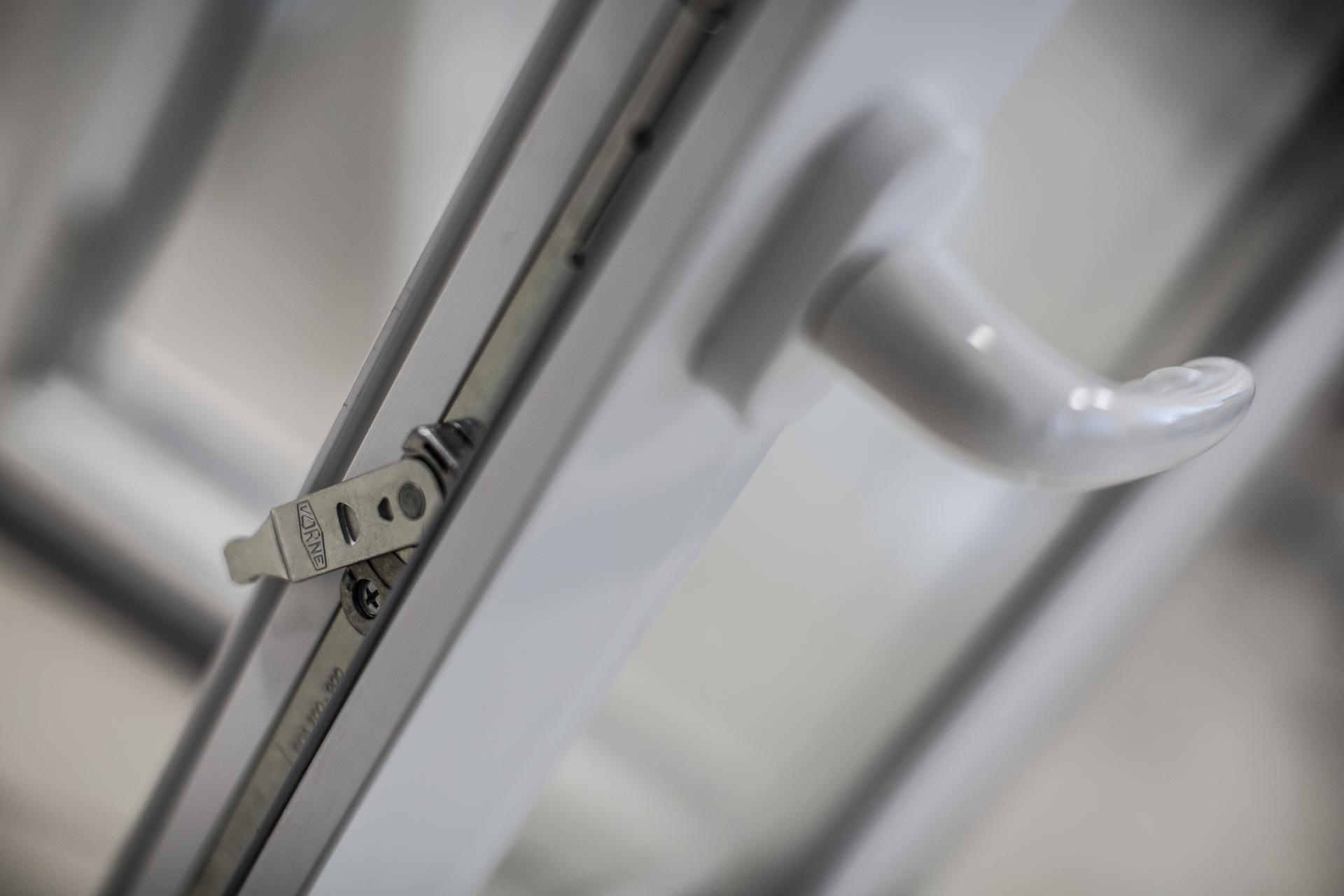 Срок службы пластиковых окон: от чего он зависит и как его продлить