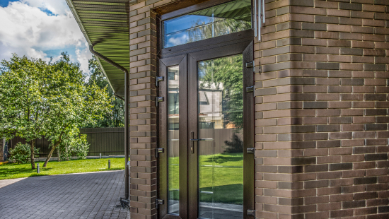 Входные группы из ПВХ профиля