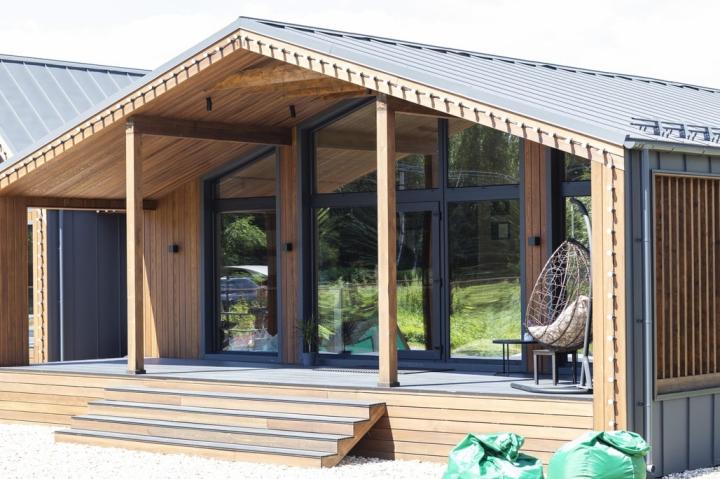 Трапециевидные окна